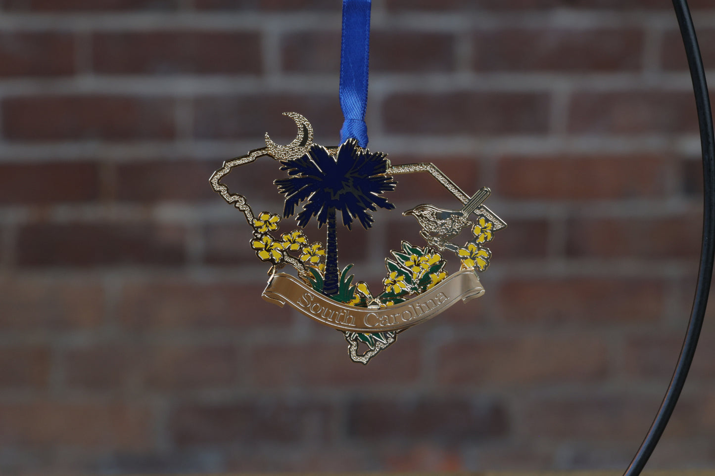 SC Ornament with Carolina Wren And Jessamine